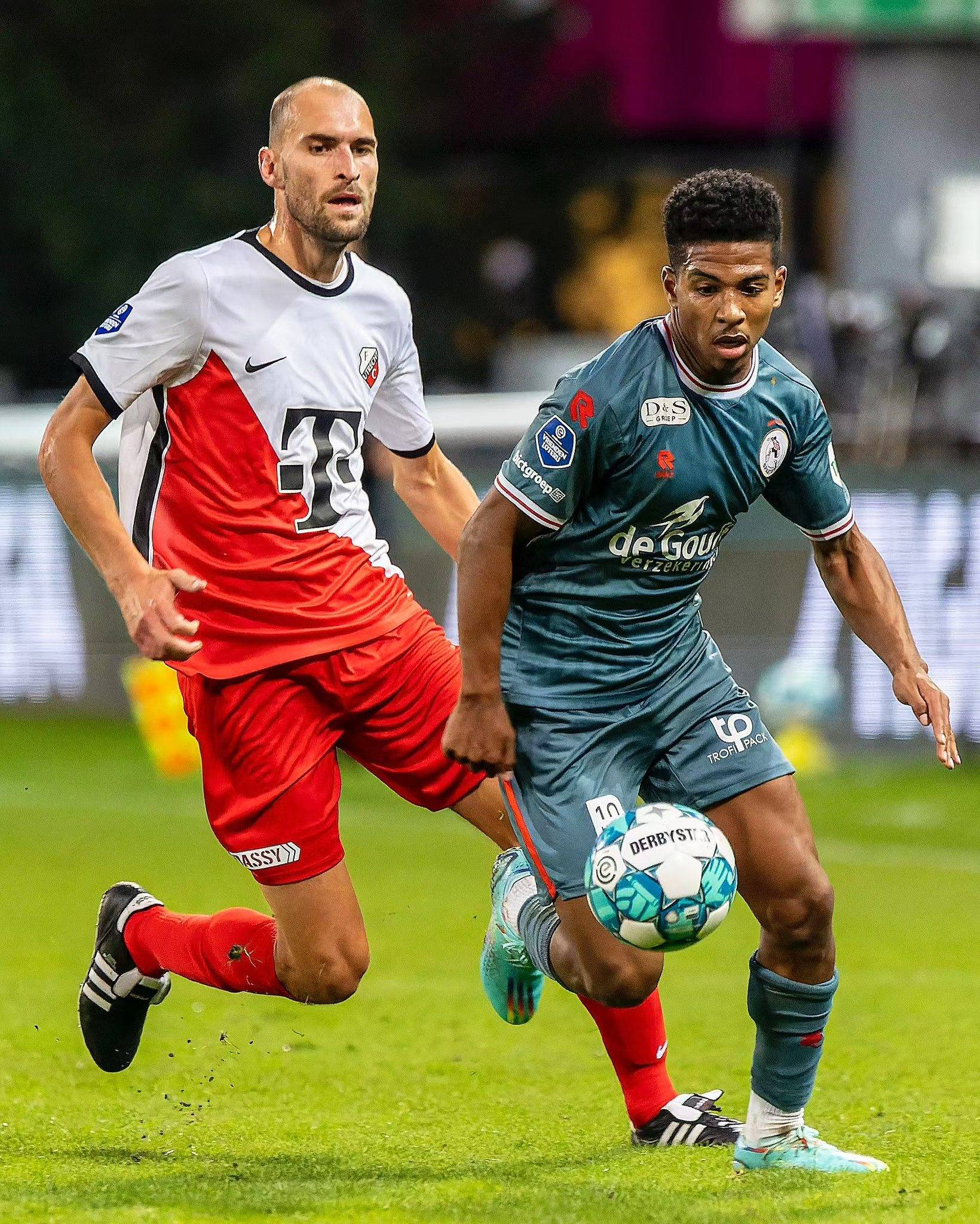 成为了各队 成为了各队