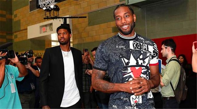 球与逼抢的 球与逼抢的