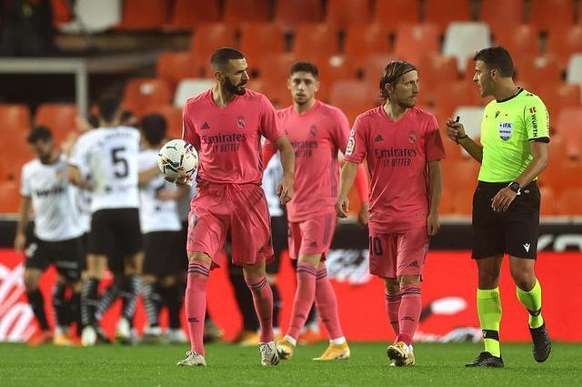 与轮换结构 与轮换结构